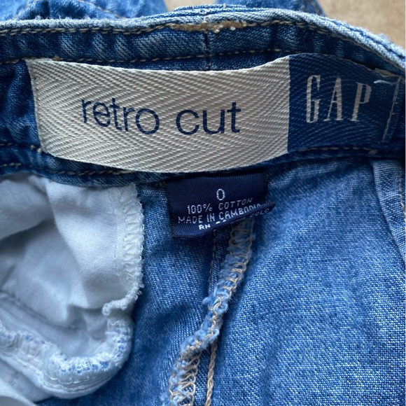 RETRO CUT MID RISE GAP SHORTS - Picture 7 of 8